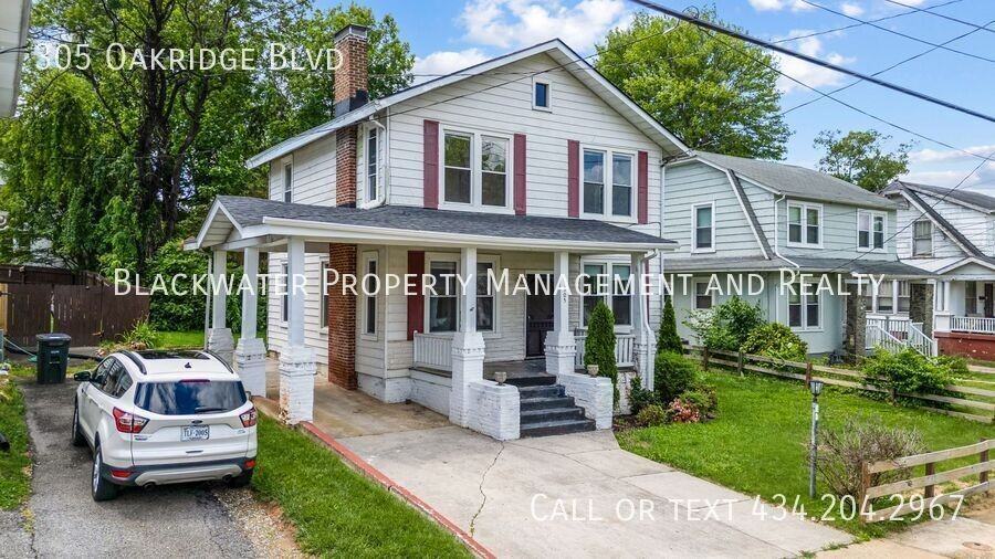 305 Oakridge Blvd - Photo 3 of 35