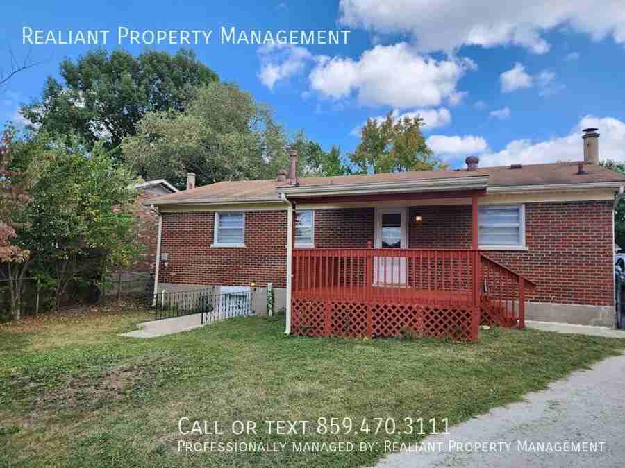 2135 Tamarack Dr - Photo 3 of 20