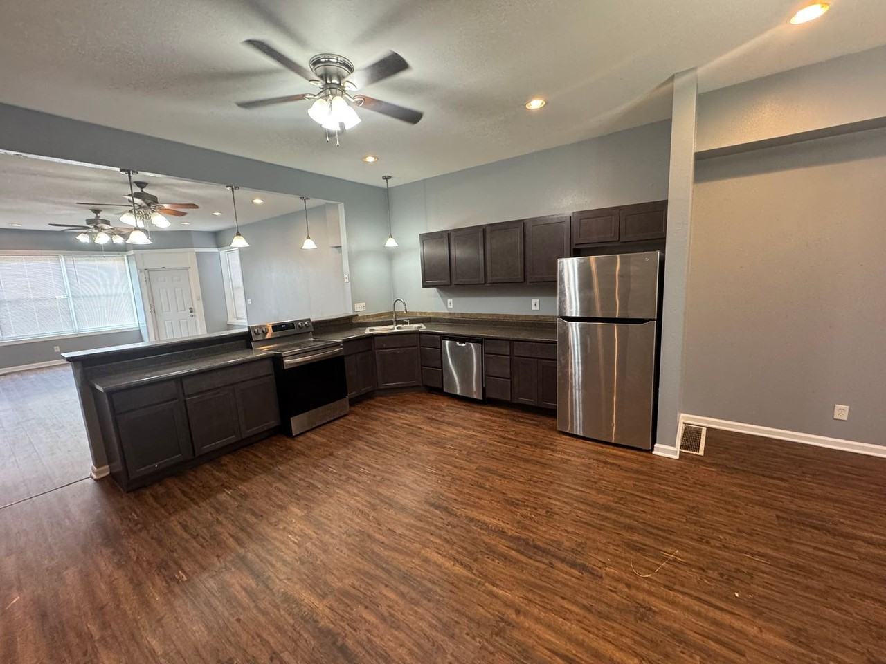 7200 Virginia Ave - Photo 5 of 17