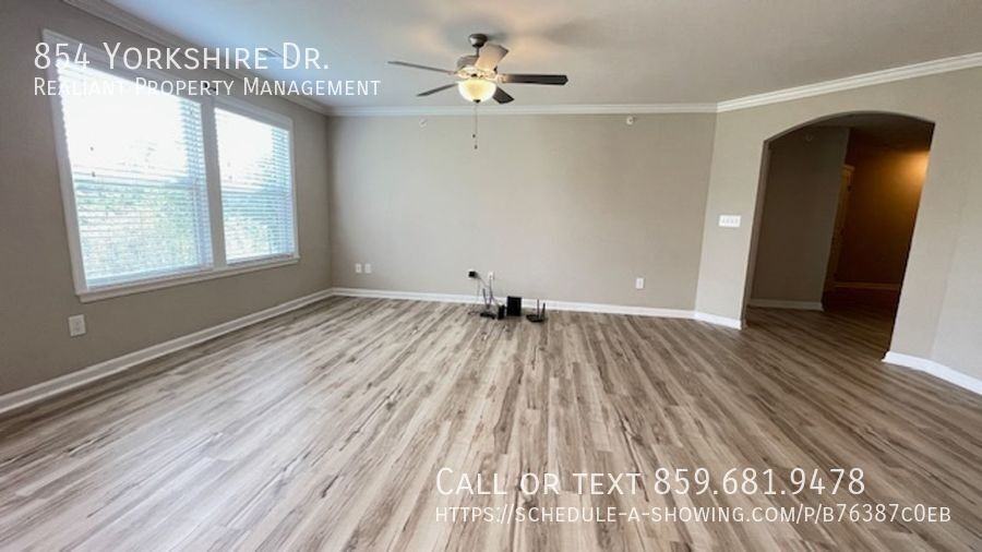 854 Yorkshire Dr - Photo 3 of 27