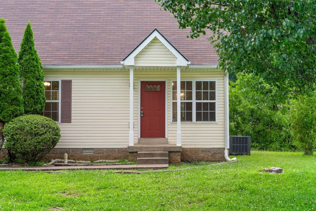 320 Lafayette Point Cir - Photo 3 of 27
