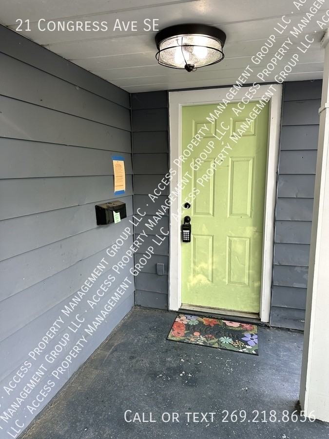 21 Congress Ave Se - Photo 2 of 29