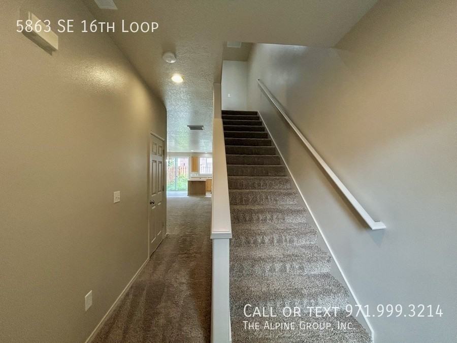 5863 Se 16th Loop - Photo 2 of 43