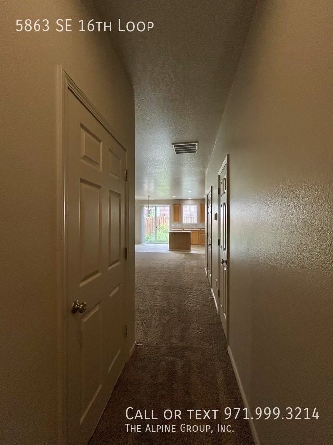 5863 Se 16th Loop - Photo 3 of 43