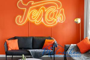 featured image of 809 Nile Street