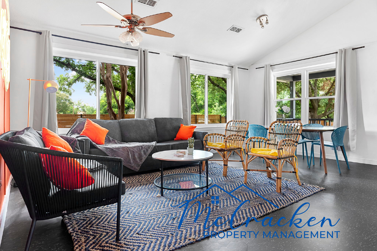 809 Nile Street - Photo 7 of 23