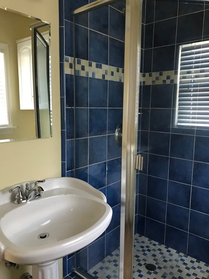 205 Seaview Ave - Photo 5 of 7