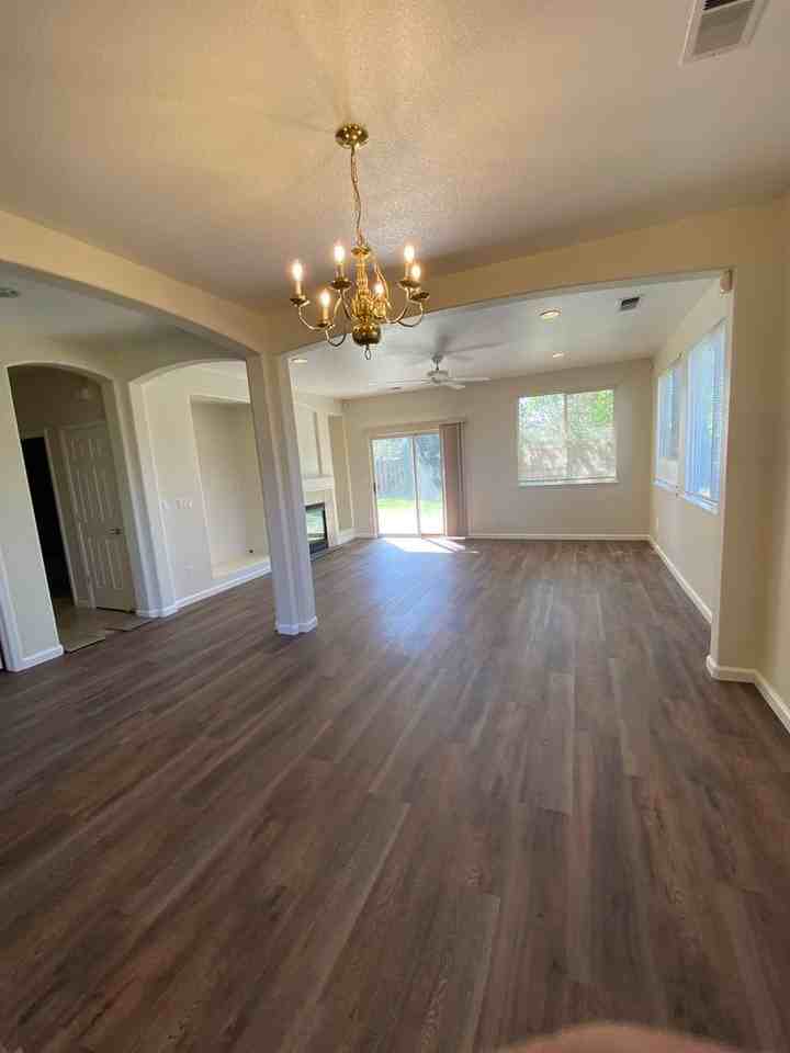 10720 Vista Bonita Ln - Photo 3 of 14