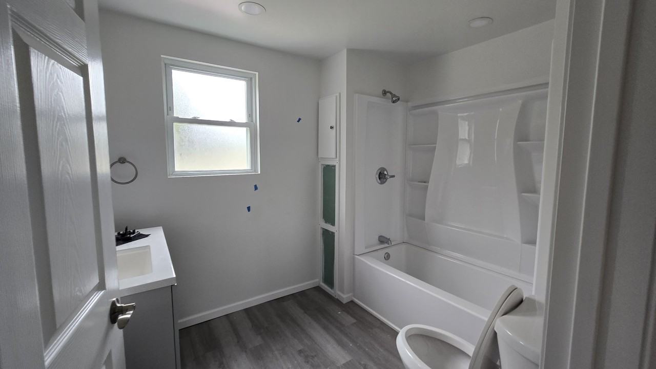 431 9th Street North - Photo 7 of 15