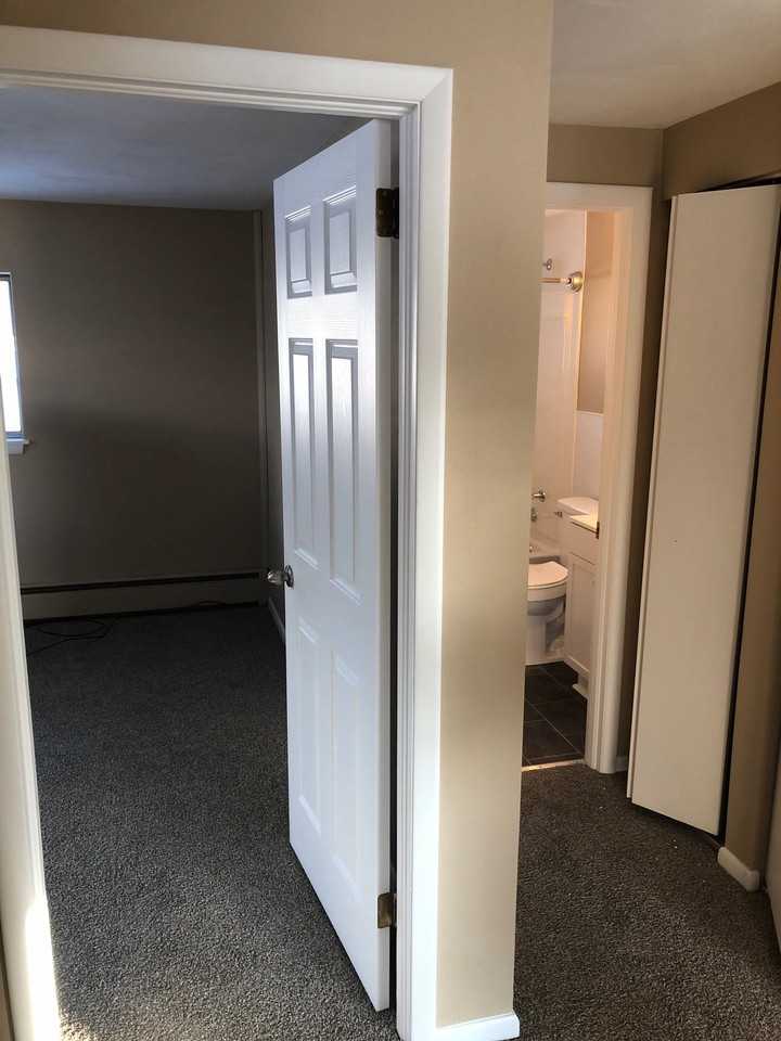 141 North Baldwin Street - Photo 5 of 12