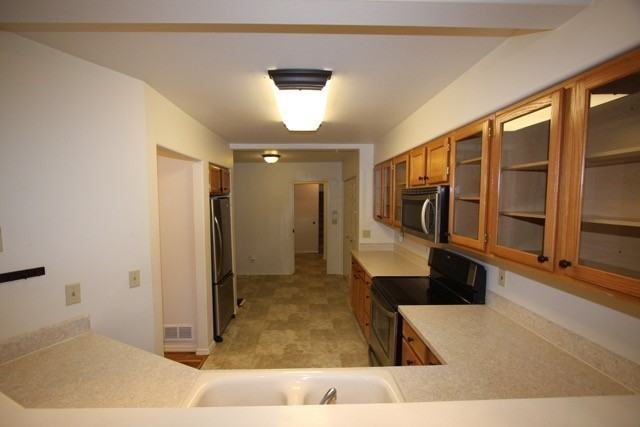 3008 Brittany Pl - Photo 3 of 20