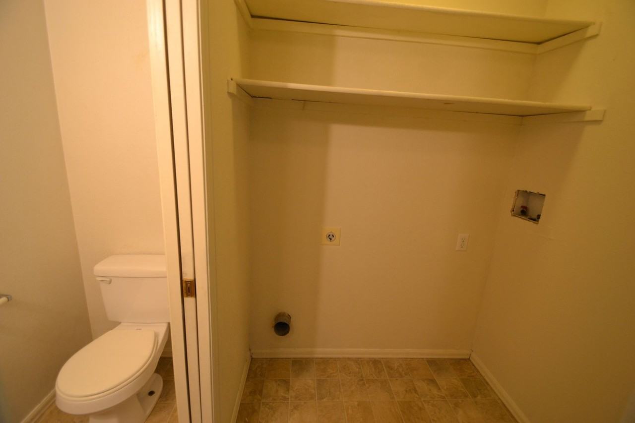 7228 Waterman Way - Photo 6 of 8