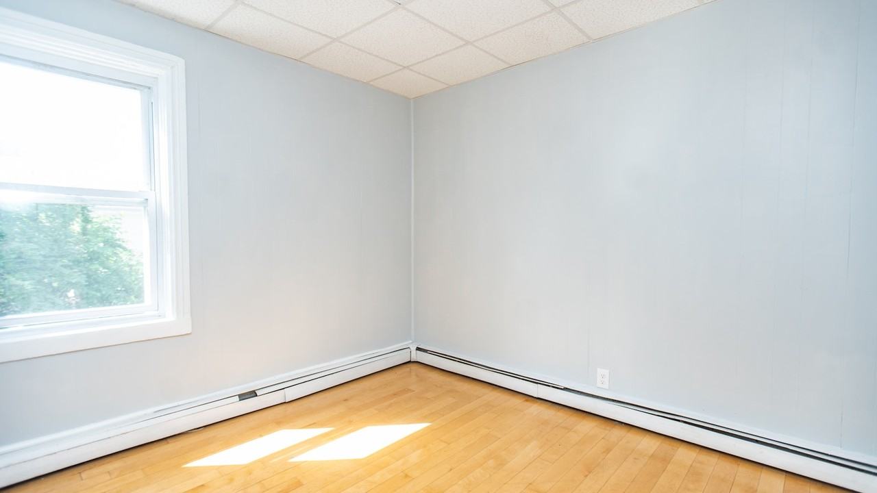 74 Vernon Street, Unit 2A - Photo 6 of 13