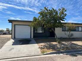 320 Palm Dr - Photo 1 of 1
