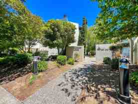 1022 Marina Dr - Photo 1 of 1