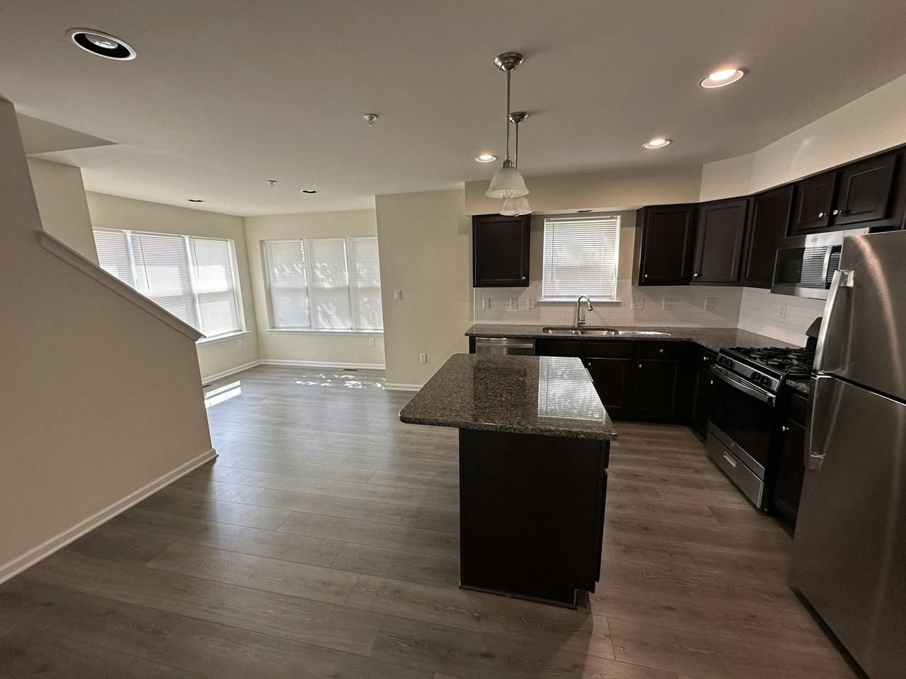124 High Pointe Drive - Photo 2 of 16