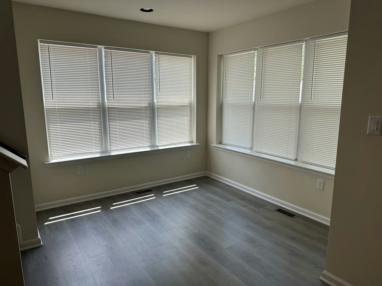 124 High Pointe Drive - Photo 3 of 16
