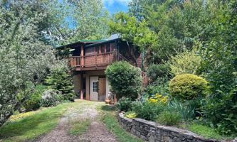 featured image of 16 Lindsey Rd