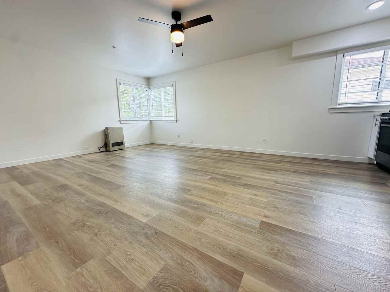 16 West Mission Street - Photo 3 of 5