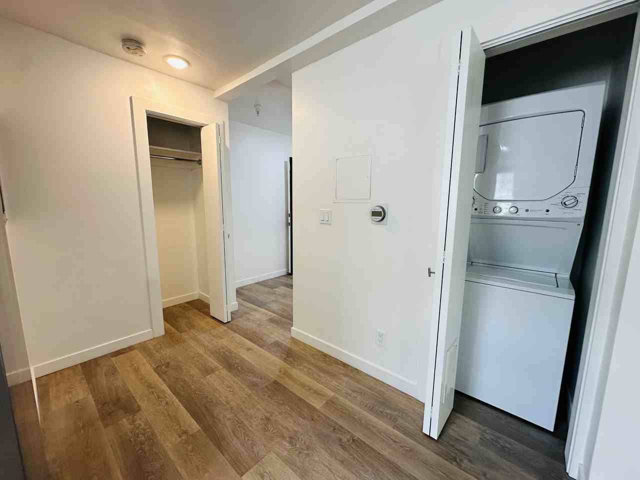 16 West Mission Street - Photo 4 of 5