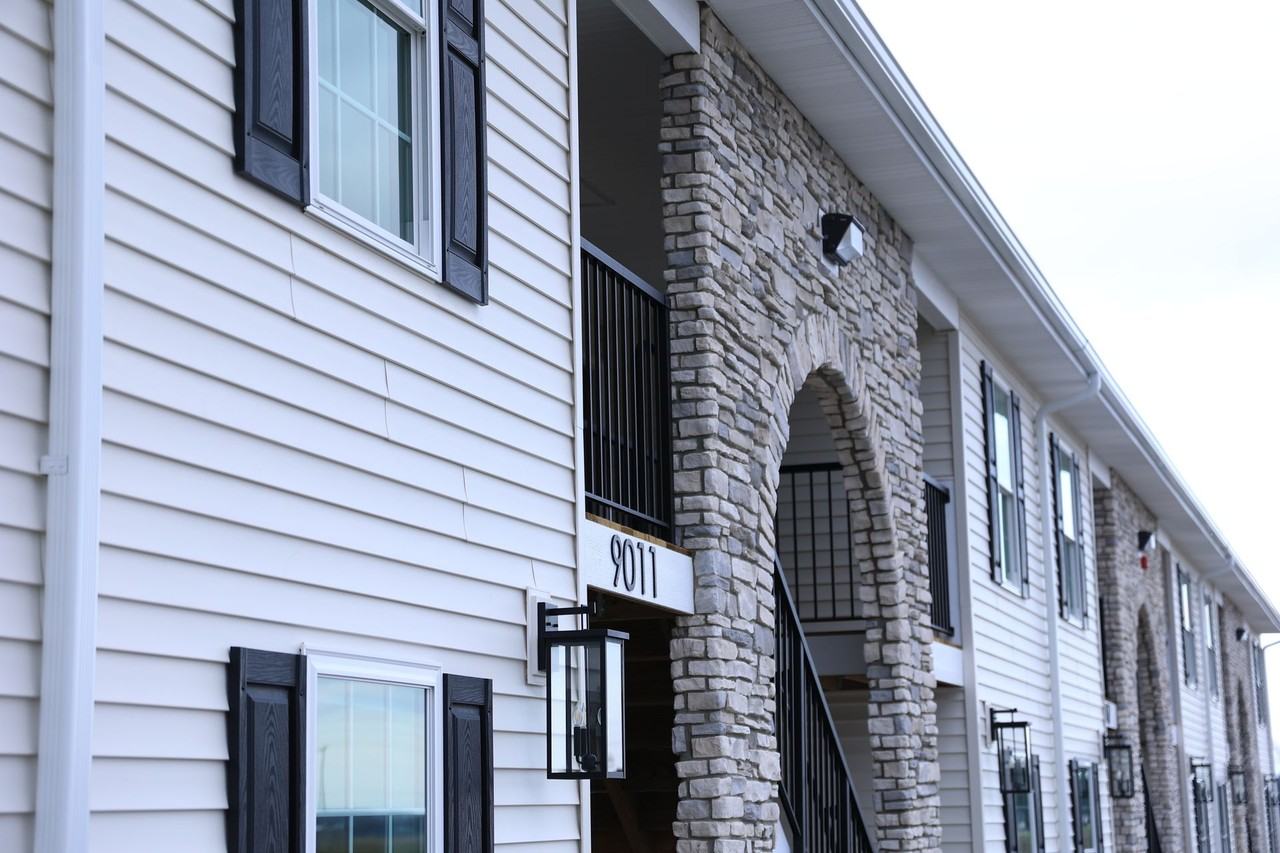 Gateway Apartments - Photo 3 of 4