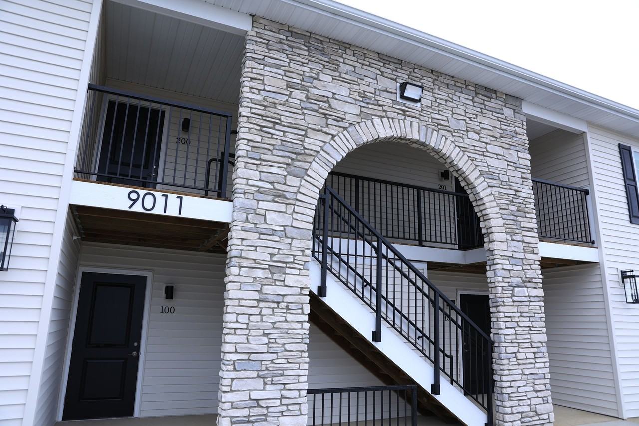 Gateway Apartments - Photo 4 of 4