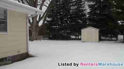 2711 Hampshire Ave N - Photo 2 of 9