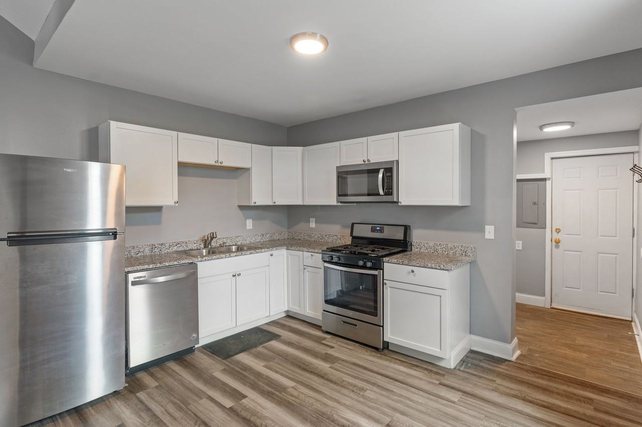 41 N Beville Ave - Photo 3 of 25