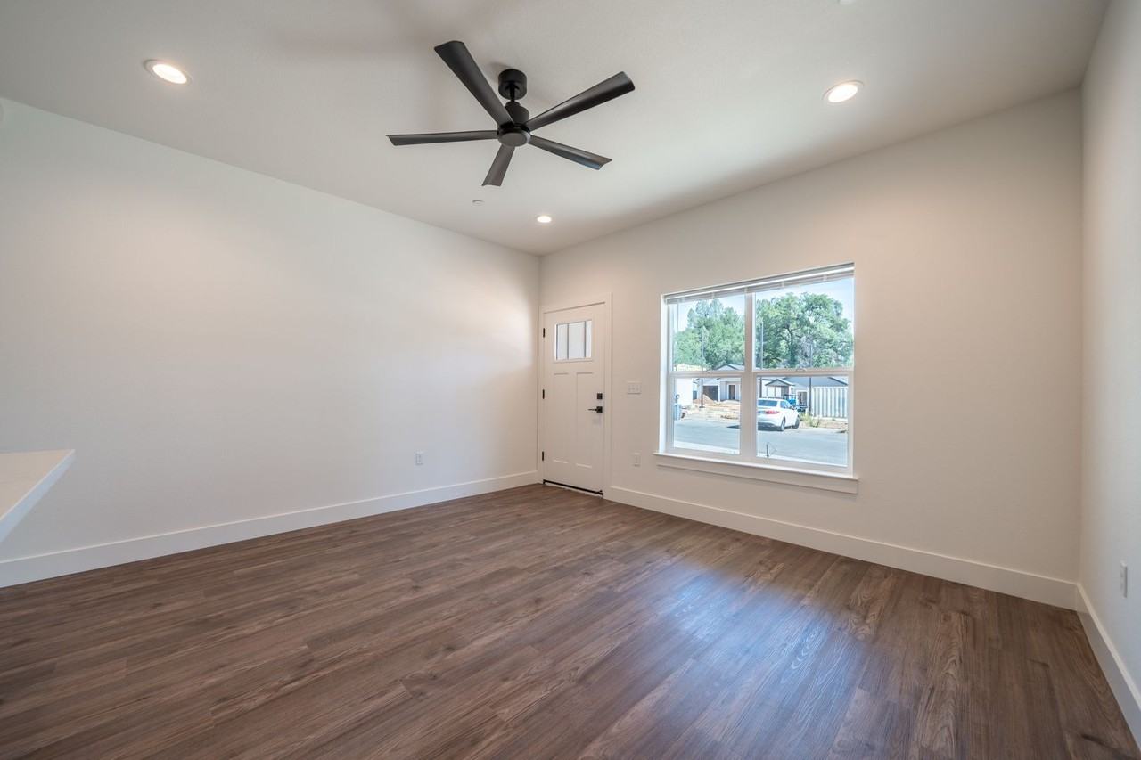 RES-501: Alturas Crossing II - Photo 7 of 48