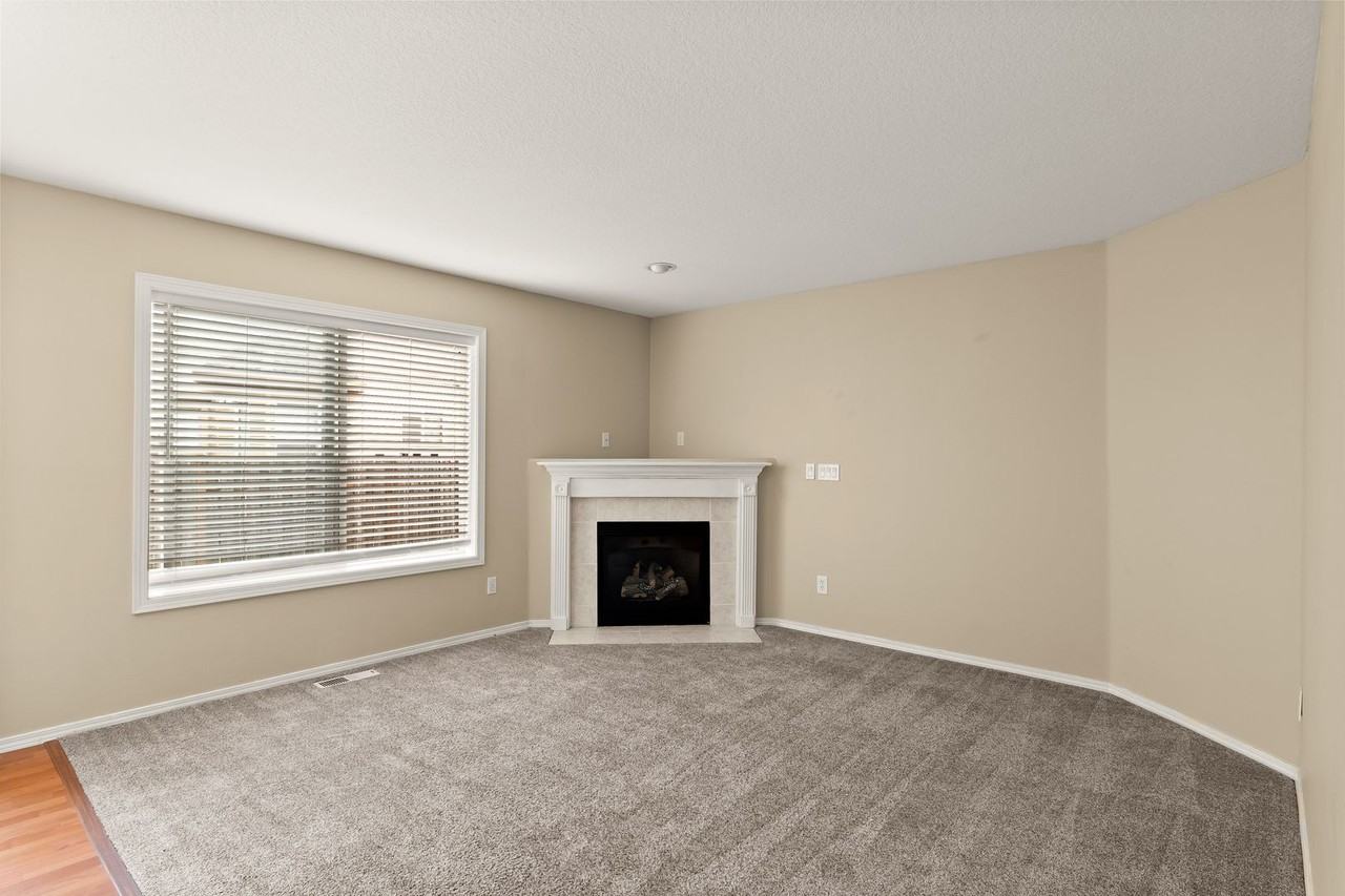 3977 Sw 180th Ter - Photo 6 of 19