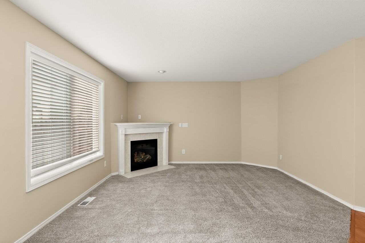 3977 Sw 180th Ter - Photo 7 of 19