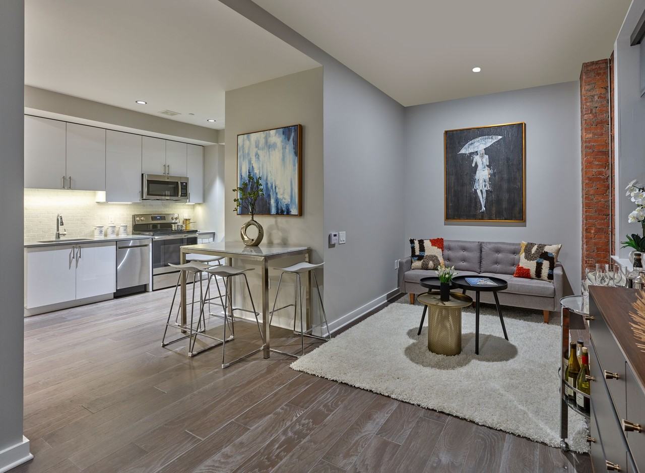 210 Main - Photo 4 of 39