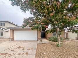 featured image of 4626 N Backstretch Rd