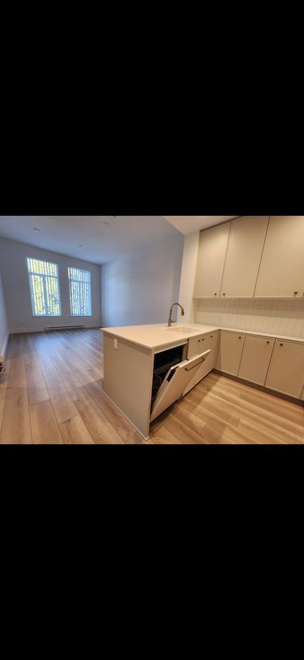708 Edgar Avenue #401 - Photo 2 of 9