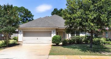 featured image of 36 Dickens Dr