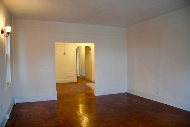 1513 Teller Ave #2 - Photo 3 of 3