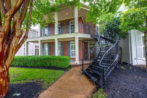 featured image of 1060 Island Dr