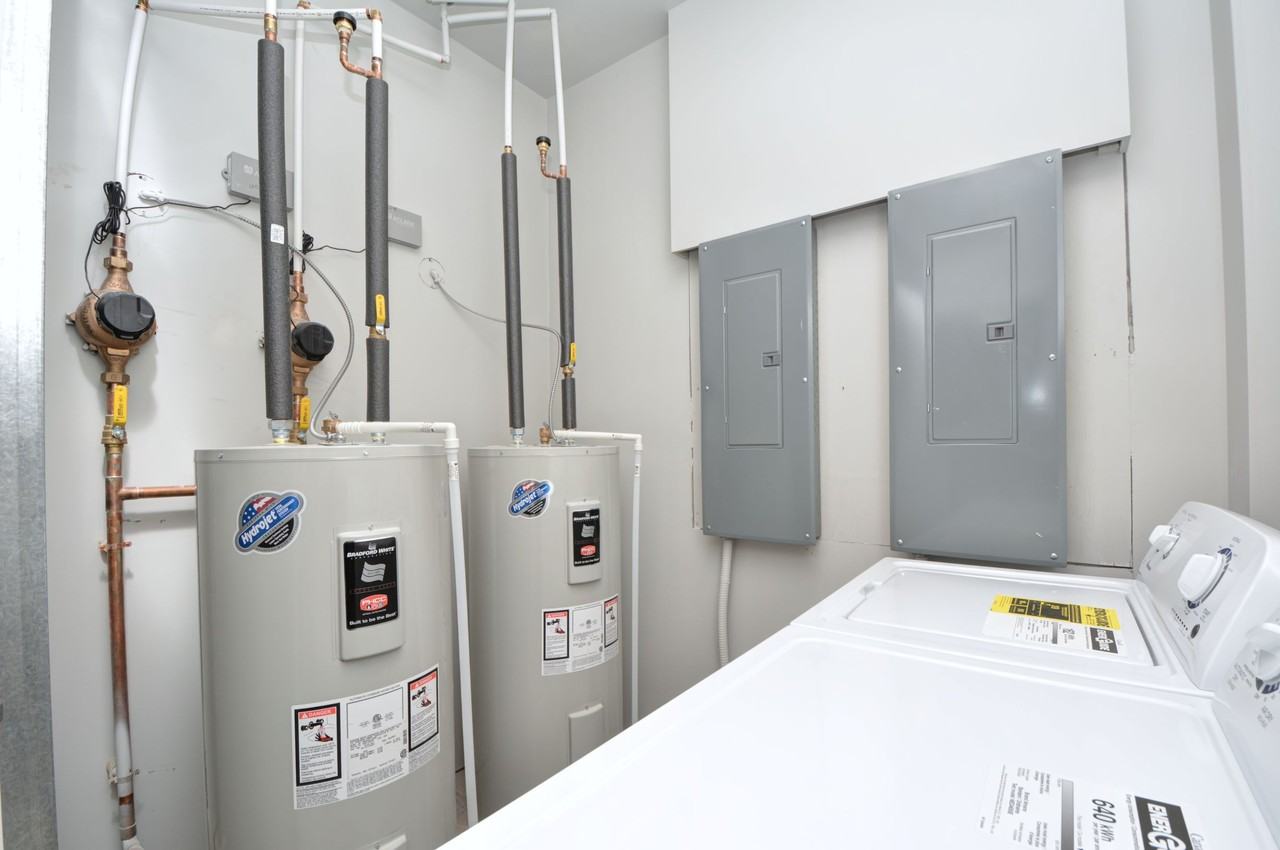 8323 C-8323 88 Ave - Photo 5 of 6