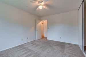 featured image of 951 E 77th St