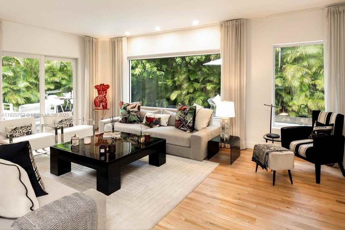 1535 Robbia Ave #1535 - Photo 5 of 15