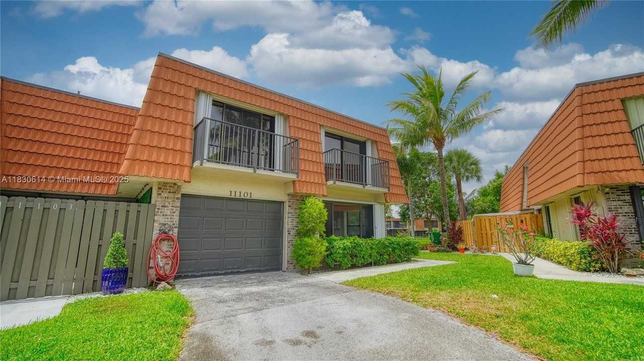 11101 Sw 15th Mnr #11101 - Photo 5 of 44