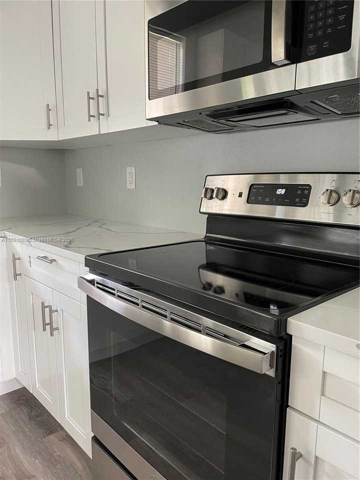 2549 N Odessa Rd #2549 - Photo 3 of 7