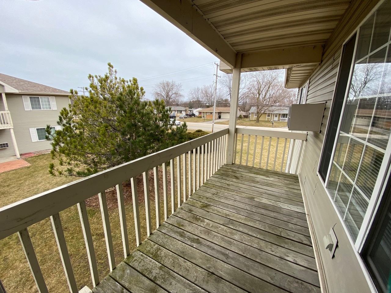 Maplewood Apartments - Photo 4 of 10