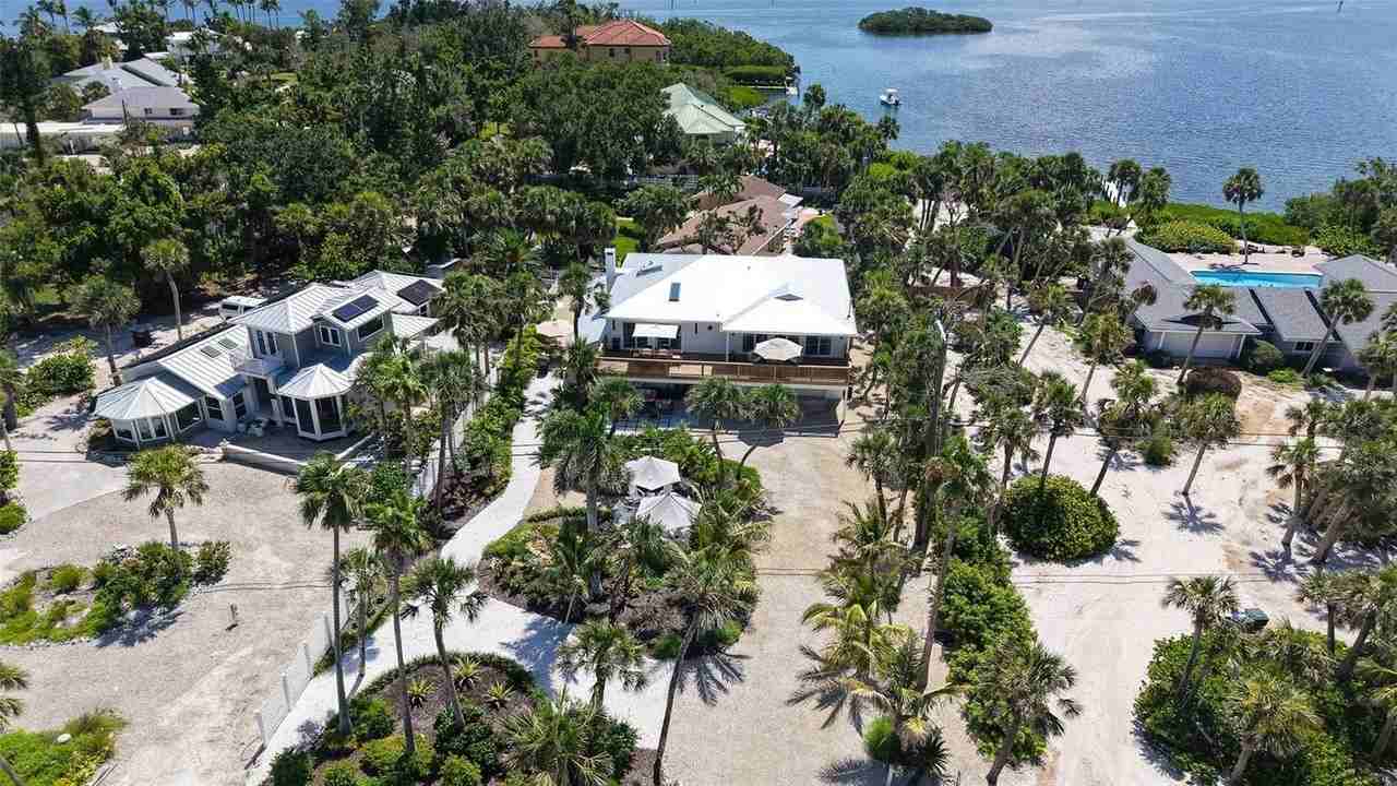 3604 Casey Key Rd - Photo 2 of 50