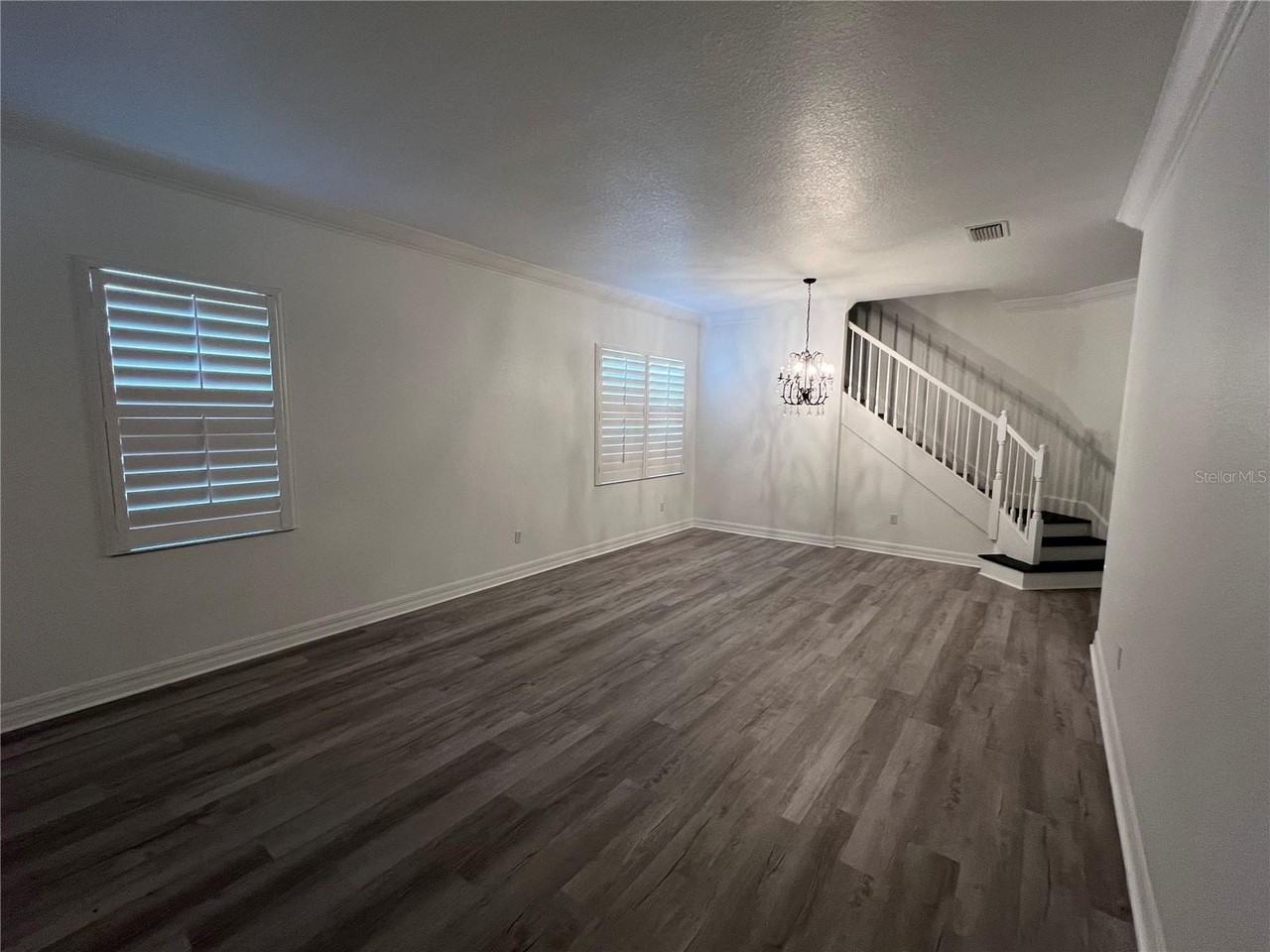 8328 Prestbury Dr - Photo 4 of 19