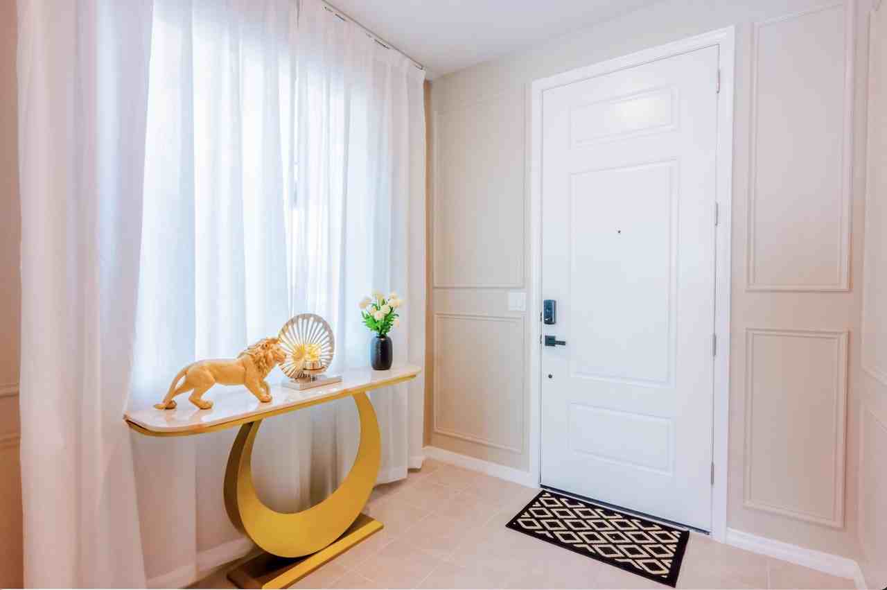 West Frias Avenue - Photo 6 of 12