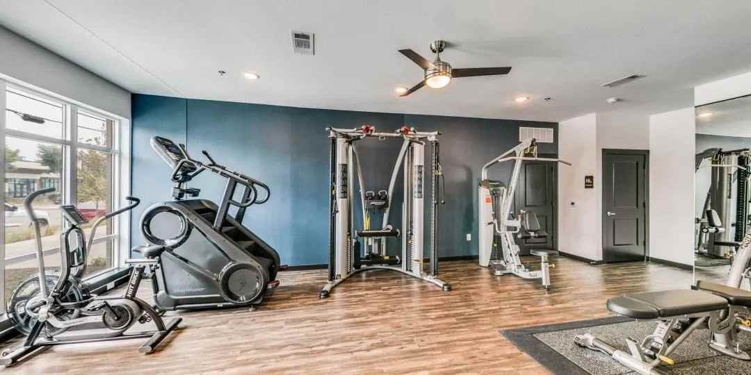 1000 Fort Worth Ave - Photo 6 of 8