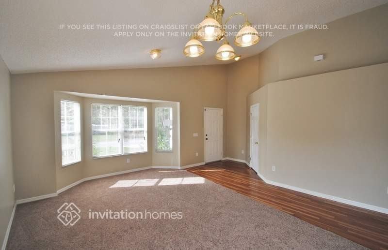 417 Saragassa Ave Sw - Photo 2 of 13