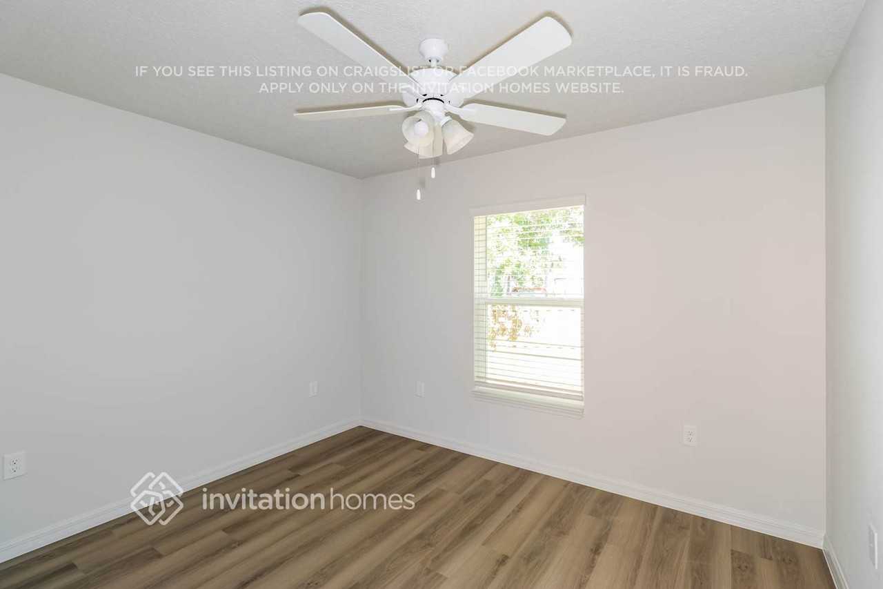 2905 Toulon Road Southeast - Photo 7 of 16