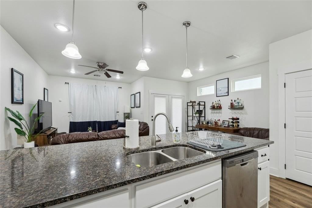 1952 Royal Loop - Photo 7 of 14